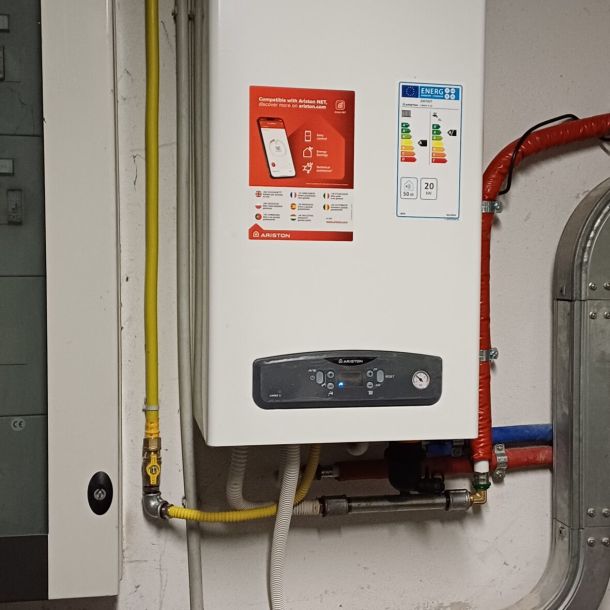 Esempio dalla galleria fotografica di LIFE CLIMA SRL: Caldaie