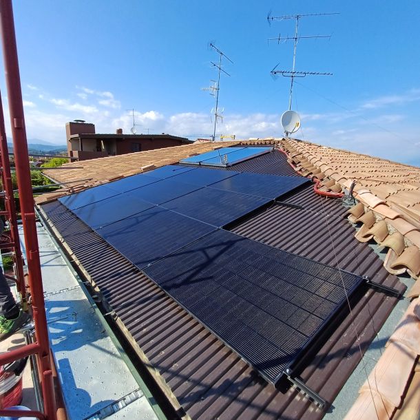 Esempio dalla galleria fotografica di LIFE CLIMA SRL: Fotovoltaico
