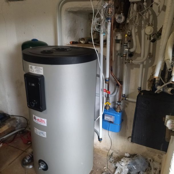 Esempio dalla galleria fotografica di LIFE CLIMA SRL: Pompa di Calore